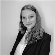 Étudiante en 4ᵉ année, je propose un soutien scolaire régulier et ludique.